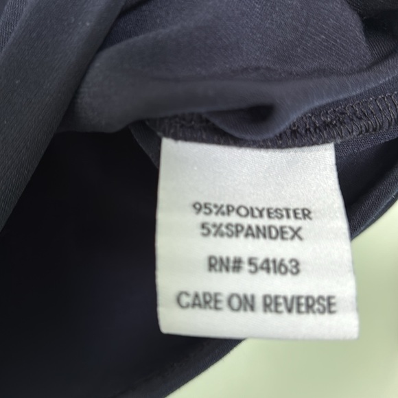 Top - Picture 4 of 7